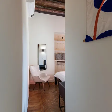 Azalea Apartment *